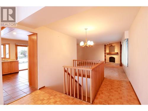 709 Sunglo Drive, Penticton, BC - Indoor Photo Showing Other Room