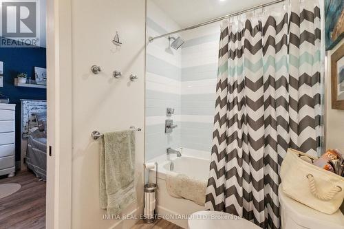 21 Chiniquy Street, Bluewater (Bayfield), ON - Indoor Photo Showing Bathroom