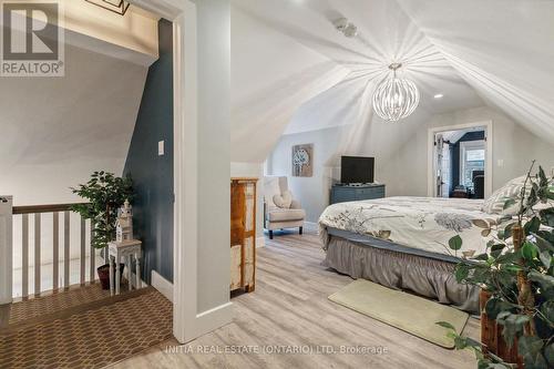 21 Chiniquy Street, Bluewater (Bayfield), ON - Indoor Photo Showing Bedroom