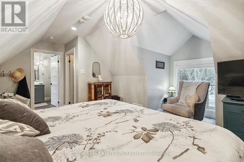 21 Chiniquy Street, Bluewater (Bayfield), ON - Indoor Photo Showing Bedroom