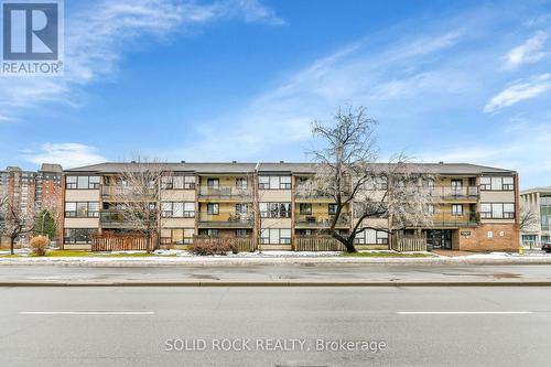 203 - 1490 Heron Road, Ottawa, ON - Outdoor