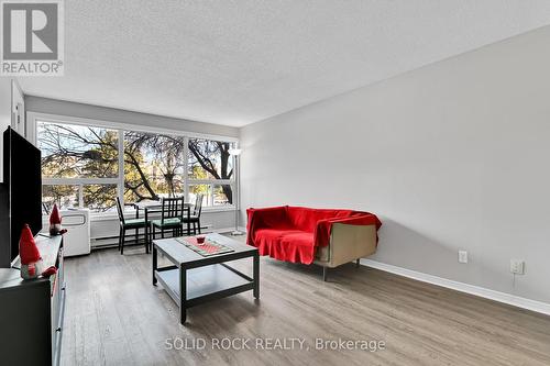 203 - 1490 Heron Road, Ottawa, ON - Indoor