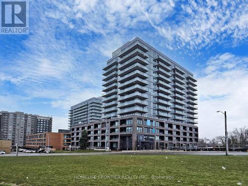 420 - 185 Deerfield Road, Newmarket, ON - Outdoor With Balcony With Facade