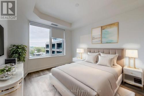 420 - 185 Deerfield Road, Newmarket, ON - Indoor Photo Showing Bedroom