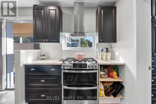 511 Woodlawn Road, Welland, ON - Indoor Photo Showing Kitchen