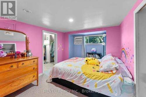 511 Woodlawn Road, Welland, ON - Indoor Photo Showing Bedroom