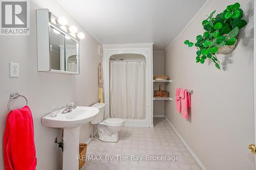 7 Trailwood Place, Wasaga Beach, ON - Indoor Photo Showing Bathroom