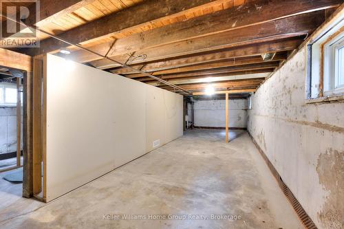 27 Hiawatha Street, St. Thomas, ON - Indoor Photo Showing Basement