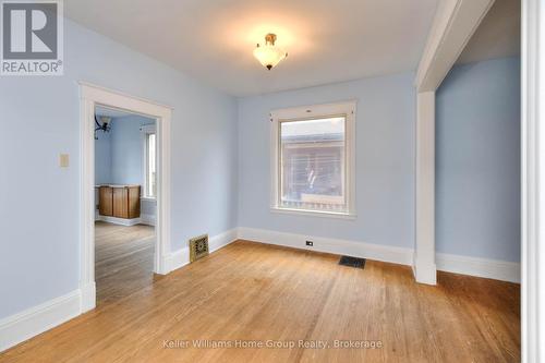 27 Hiawatha Street, St. Thomas, ON - Indoor Photo Showing Other Room