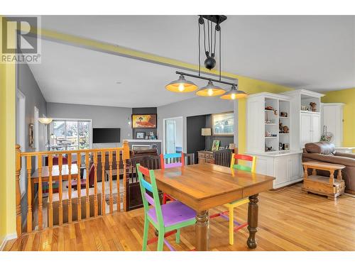 4302 Hazell Road, Kelowna, BC - Indoor Photo Showing Dining Room