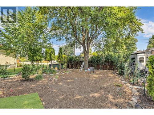 4302 Hazell Road, Kelowna, BC - Outdoor