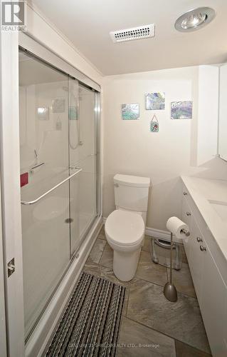 304 - 308 2Nd Street E, Cornwall, ON - Indoor Photo Showing Bathroom