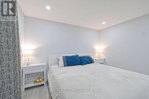 101 Walkem Drive, New Tecumseth, ON - Indoor Photo Showing Bedroom