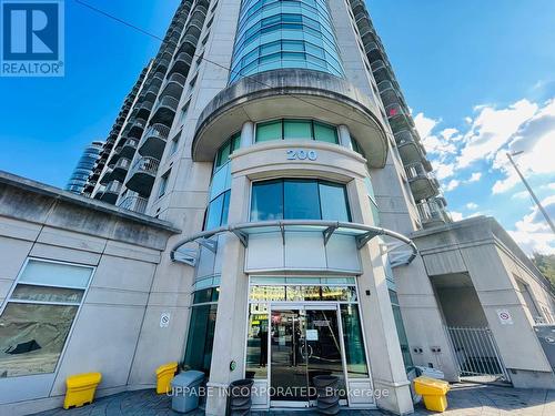 807 - 200 Rideau Street, Ottawa, ON - Outdoor