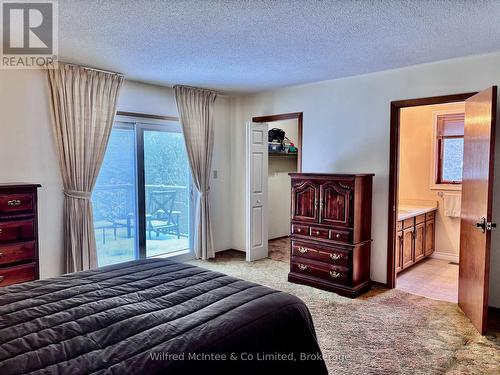 1289 Bruce Road 4 Road, Brockton, ON - Indoor Photo Showing Bedroom