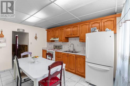 478 Lansdowne Avenue, Toronto, ON - Indoor