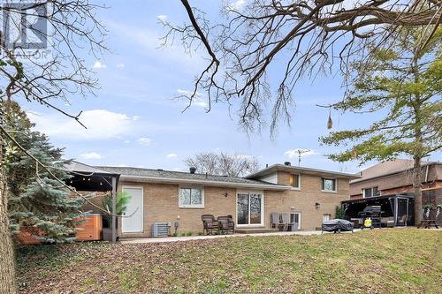 35 Hillview, Kingsville, ON - Outdoor