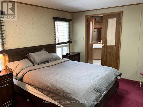 8 Grand Vista Drive, Wellington North, ON - Indoor Photo Showing Bedroom