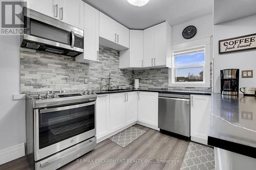 53 1/2 Robins Avenue, Hamilton, ON - Indoor Photo Showing Kitchen With Stainless Steel Kitchen With Upgraded Kitchen