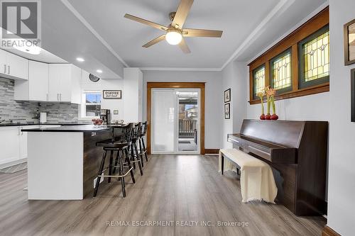 53 1/2 Robins Avenue, Hamilton, ON - Indoor Photo Showing Kitchen With Upgraded Kitchen