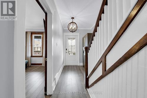 53 1/2 Robins Avenue, Hamilton, ON - Indoor Photo Showing Other Room