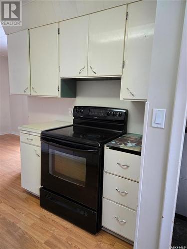 1721 Second Street, Estevan, SK - Indoor Photo Showing Kitchen