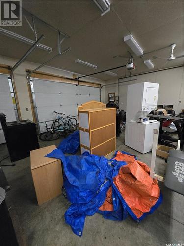 1721 Second Street, Estevan, SK - Indoor Photo Showing Garage