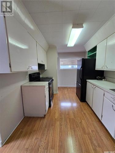 1721 Second Street, Estevan, SK - Indoor Photo Showing Kitchen