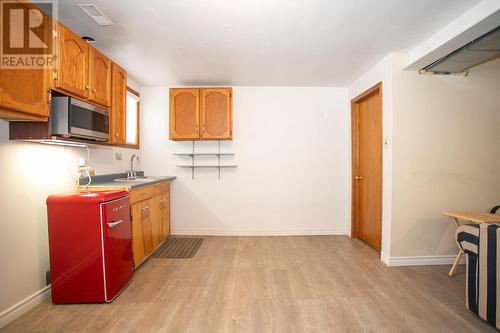 550 Douglas, Sault Ste. Marie, ON - Indoor Photo Showing Kitchen