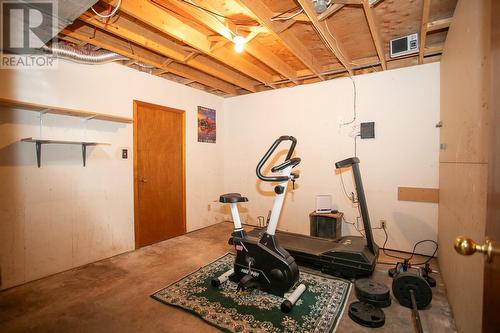 550 Douglas, Sault Ste. Marie, ON - Indoor Photo Showing Gym Room