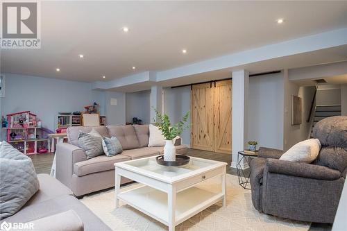 Large area to do as you like - 988 Clark Boulevard, Milton, ON - Indoor Photo Showing Living Room