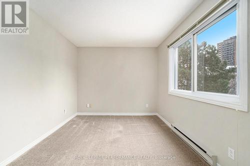 316 - 260 Brittany Drive, Ottawa, ON - Indoor Photo Showing Other Room