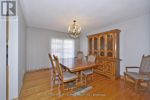 9 Ivy Green Crescent, Toronto, ON - Indoor Photo Showing Dining Room