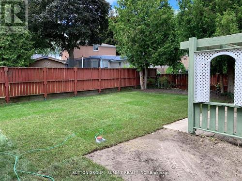 9 Ivy Green Crescent, Toronto, ON - Outdoor With Backyard