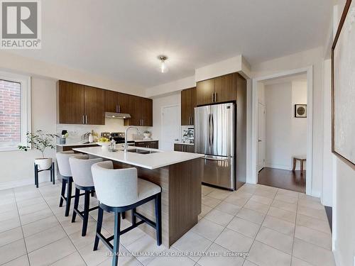 55 Ladder Crescent, East Gwillimbury, ON - Indoor Photo Showing Kitchen With Stainless Steel Kitchen