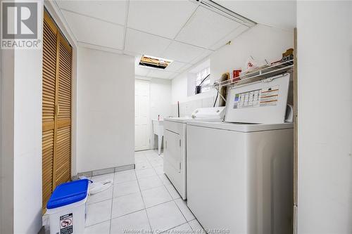 323 Randolph, Windsor, ON - Indoor Photo Showing Laundry Room