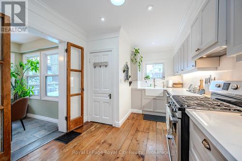 129 Northumberland Street, Guelph (Central West), ON - Indoor Photo Showing Kitchen