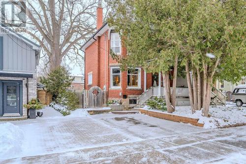 129 Northumberland Street, Guelph (Central West), ON - Outdoor With Facade