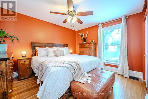 129 Northumberland Street, Guelph (Central West), ON - Indoor Photo Showing Bedroom