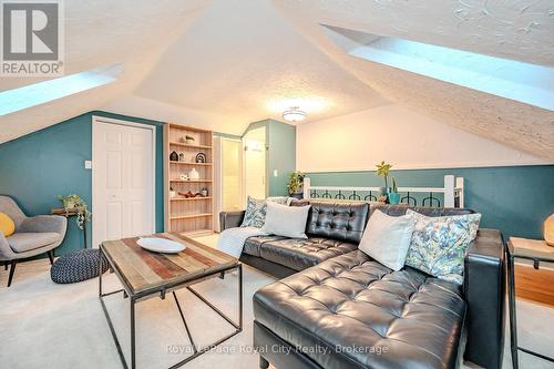 129 Northumberland Street, Guelph (Central West), ON - Indoor Photo Showing Living Room