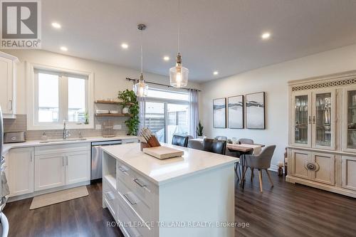 102 - 9861 Glendon Drive, Middlesex Centre, ON - Indoor Photo Showing Kitchen With Upgraded Kitchen