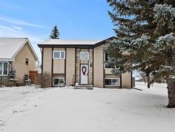 34 Verrier PL  Winnipeg, MB R3V 1T8