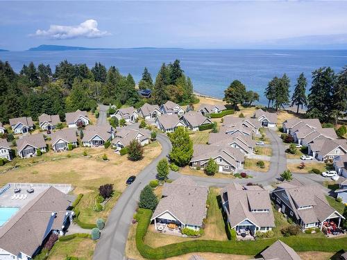 45-5251 Island Hwy West, Qualicum Beach, BC 