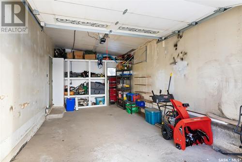 337 Mccarthy Boulevard N, Regina, SK - Indoor Photo Showing Garage