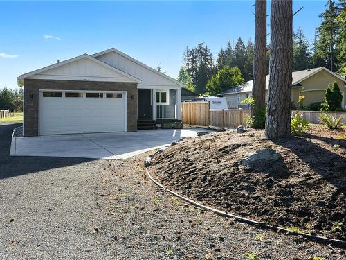 653 Yambury Rd, Qualicum Beach, BC 