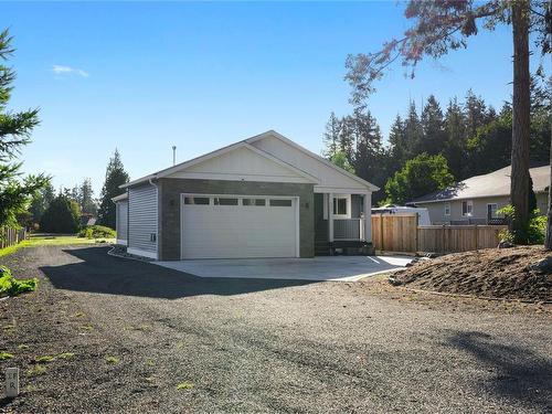 653 Yambury Rd, Qualicum Beach, BC 