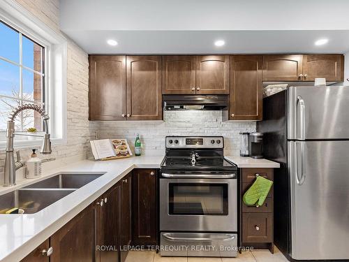 49 Cooperage Lane, Ajax, ON - Indoor Photo Showing Kitchen With Stainless Steel Kitchen With Double Sink With Upgraded Kitchen