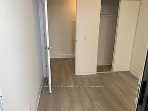 2504-30 Elm Dr W, Mississauga, ON - Indoor Photo Showing Other Room