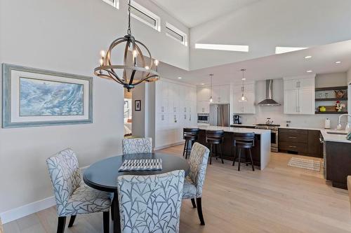 484 Sparrow Hawk Court, Kelowna, BC - Indoor Photo Showing Dining Room