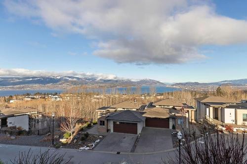 484 Sparrow Hawk Court, Kelowna, BC - Outdoor With View